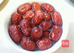 银耳莲子羹的做法图解4