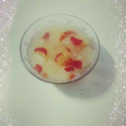 银耳雪梨美颜汤的做法[图]
