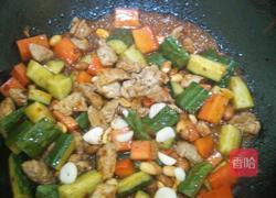 宫爆肉丁的做法图解5