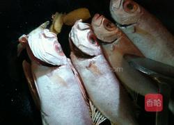 酸杨桃焖大眼鸡的做法图解4