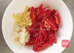 辣椒炒肉的做法图解3