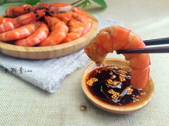 白灼青虾