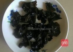 芥兰木耳炒饺的做法图解5