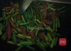 蒜苔腊肠的做法图解4