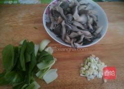 素炒蘑菇的做法图解2