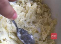 土豆泥虾球的做法图解2