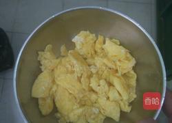 菠菜炒蛋的做法图解2