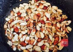 蜂蜜花生什锦糖的做法图解4