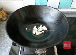 西红柿鸡蛋宽汤面的做法图解2