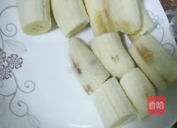 炸香蕉的做法图解1