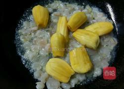 菠萝蜜滑炒虾仁的做法图解8