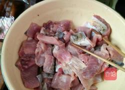 酸菜鱼的做法图解1