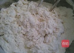 玉米面呛面馒头的做法图解1