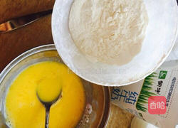 牛奶蜂蜜蛋糕饼【电饭锅版】的做法图解4