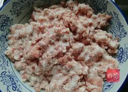 红烧狮子头的做法图解1