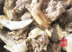 铁锅炖大鹅的做法图解1