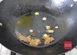 胡萝卜烧排骨的做法图解7