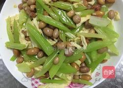 凉拌芹菜腐竹的做法图解5