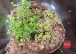 辣椒酿肉的做法图解1