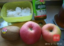 苹果猕猴桃果酱（面包机版）的做法图解1