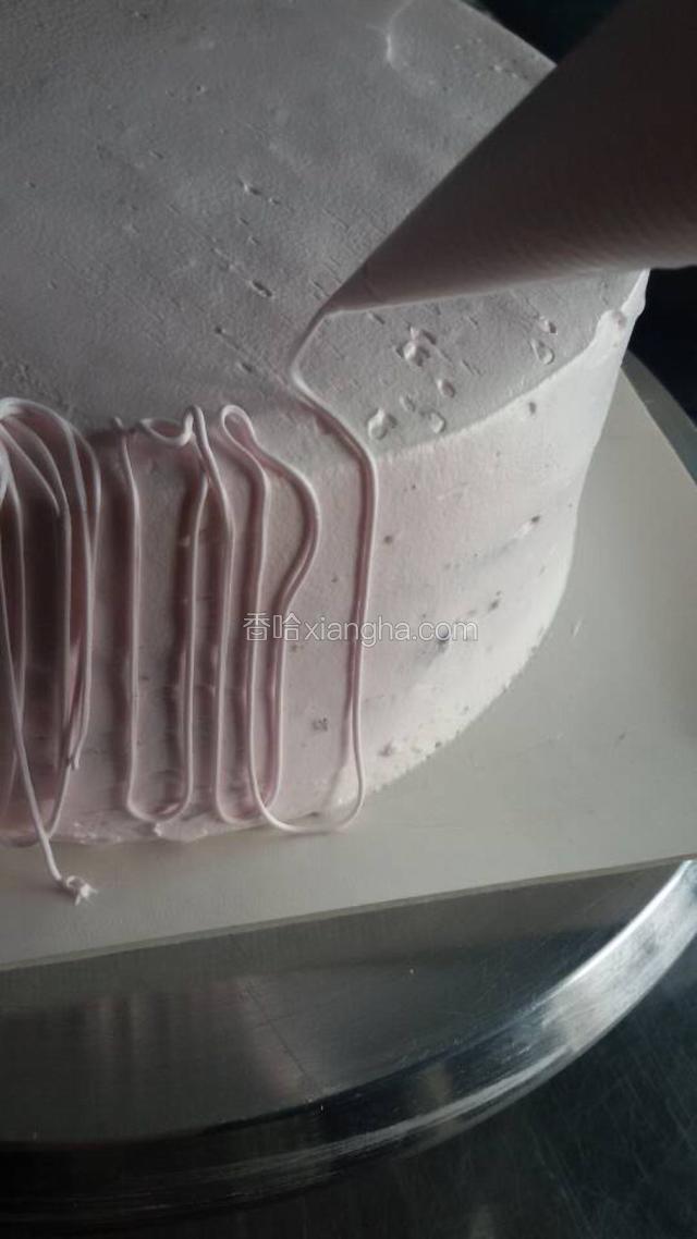 慢慢的将整个周边吊满、不要露胚体在外面