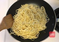 生抽素炒面的做法图解5