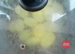 回锅肉烧土豆片的做法图解4