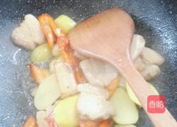 回锅肉烧土豆片的做法图解6