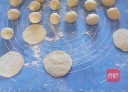 蔓越莓花形面包的做法图解5