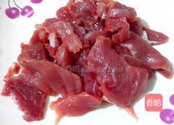 花旗参鹿茸炖瘦肉汤的做法图解2