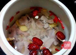 花旗参鹿茸炖瘦肉汤的做法图解6