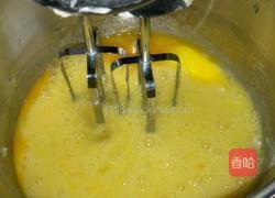 海绵葡萄干夹心蛋糕块的做法图解2