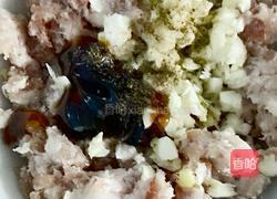 平菇丸子汤的做法图解3