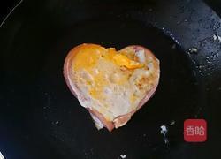 元气爱心煎蛋的做法图解5