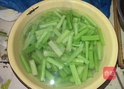 鸡丝芹菜的做法图解3