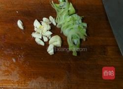 啤酒香菇鸡腿的做法图解3