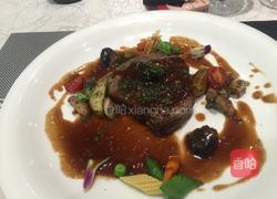 红酒牛排配味增汁蔬菜的做法图解4