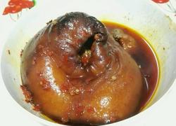 老干妈蒸肘子