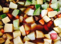 土豆萝卜炖牛肉的做法图解7