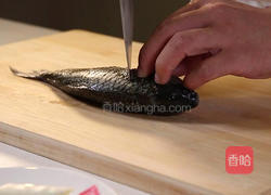 鲫鱼豆腐汤的做法图解1