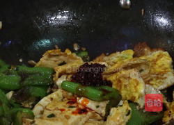 尖椒荷包蛋的做法图解8