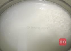 腊昧烧昧油盐煲仔饭的做法图解1