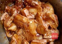 花腩肉炆笋干的做法图解4