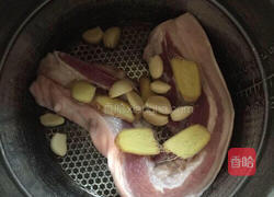 卤五花肉（电高压锅版）的做法图解2