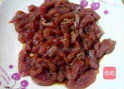 杏鲍菇炒肉丝的做法图解2