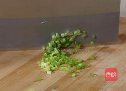 西红柿炒鸡蛋的做法图解3