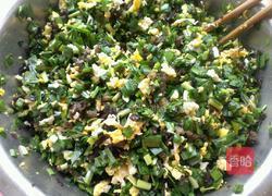 韭菜鸡蛋馅饼的做法图解4