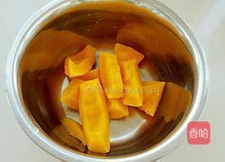 炼乳香甜南瓜饼的做法图解1