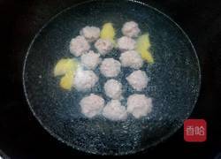 豆苗肉丸汤的做法图解6