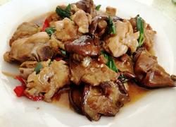香菇蚝油焖鸡肉